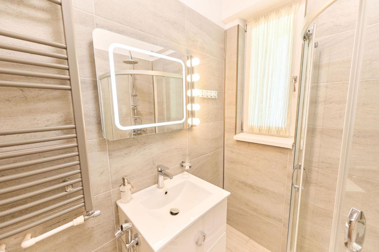 Blacksearama Apartment- Spa, Pools And Parking Mamaia Ngoại thất bức ảnh